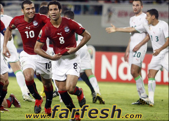 بعد الرباعية المصرية والد تامر حسني يبكي والخشاب تتوتر صورة رقم 13 بعد الرباعية المصرية والد تامر حسني يبكي والخشاب تتوتر صورة رقم 13