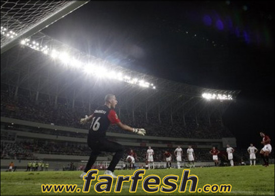 بعد الرباعية المصرية والد تامر حسني يبكي والخشاب تتوتر صورة رقم 16 بعد الرباعية المصرية والد تامر حسني يبكي والخشاب تتوتر صورة رقم 16