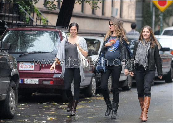 جيزيل بوندشين تكشف أنها ولدت طفلها في حوض الإستحمام!! صورة رقم 3 جيزيل بوندشين تكشف أنها ولدت طفلها في حوض الإستحمام!! صورة رقم 3