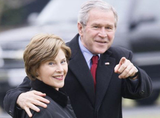 زوجة جورج بوش تؤيد حق زواج المثليين النوعيين والإجهاض!   صورة رقم 4
