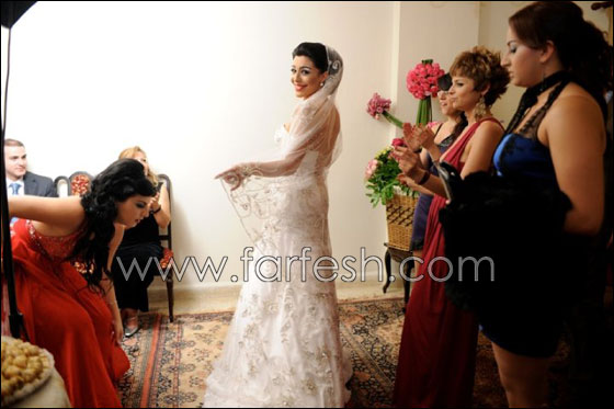 مسلسلات برو ينقل لكم صور من حفل زفاف ليلى اسكندر (نجمة ستار أكاديمي 1) صورة رقم 19 مسلسلات برو ينقل لكم صور من حفل زفاف ليلى اسكندر (نجمة ستار أكاديمي 1) صورة رقم 19