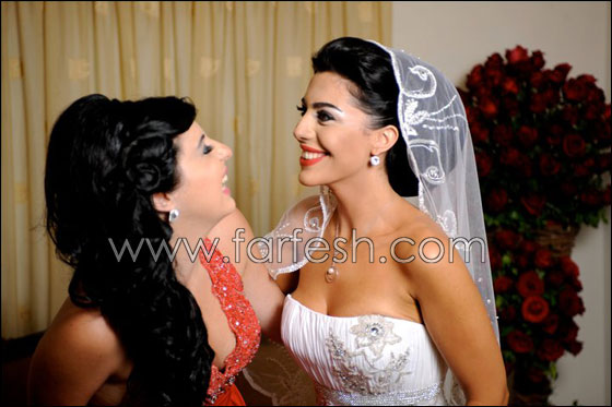 مسلسلات برو ينقل لكم صور من حفل زفاف ليلى اسكندر (نجمة ستار أكاديمي 1) صورة رقم 16 مسلسلات برو ينقل لكم صور من حفل زفاف ليلى اسكندر (نجمة ستار أكاديمي 1) صورة رقم 16