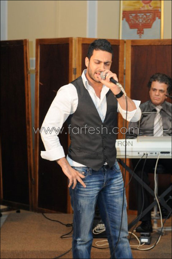 مسلسلات برو ينقل لكم صور من حفل زفاف ليلى اسكندر (نجمة ستار أكاديمي 1) صورة رقم 21 مسلسلات برو ينقل لكم صور من حفل زفاف ليلى اسكندر (نجمة ستار أكاديمي 1) صورة رقم 21