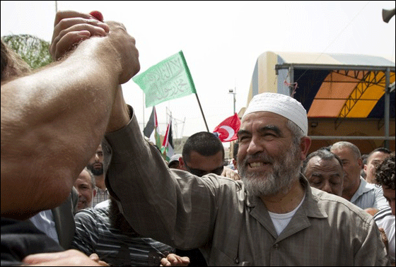 الشيخان صلاح وأبو دعابس يدعوان لتوحيد الإسلاميتين  صورة رقم 2