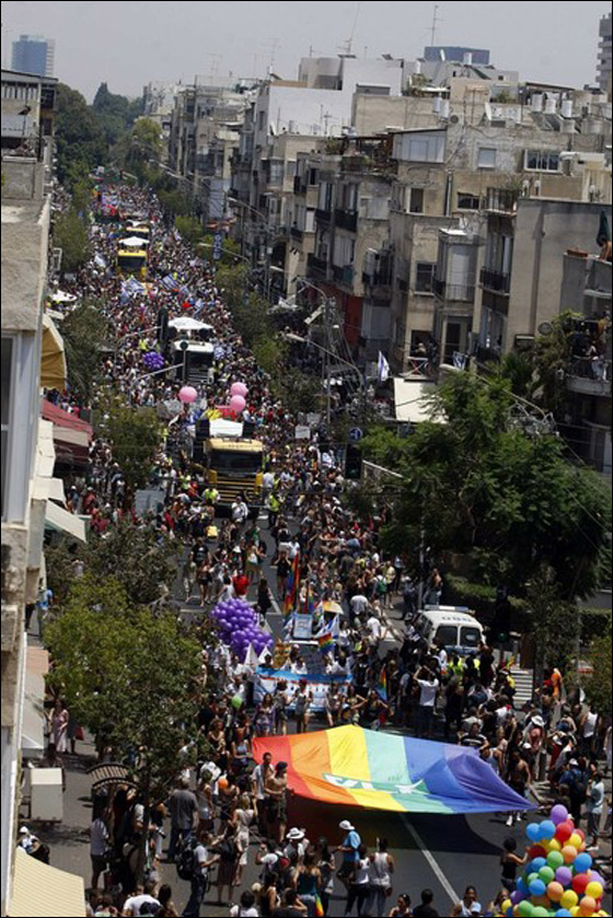 المثليون في إسرائيل يتظاهرون تحت شعار 