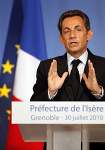 توقيف شاب خطط لقذف الرئيس ساركوزي بكرات حديدية!!  صورة رقم 1