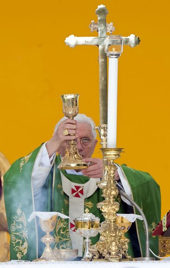 البابا يتابع قضية الايرانية المحكوم عليها بالاعدام ومستعد للتدخل!  صورة رقم 2