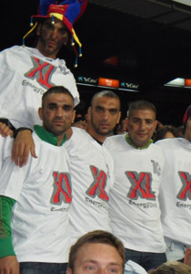 فريق شيكون العرب – الناصرة يحقق حلمه ويطير إلى اسبانيا لمشاهدة مباراة برشلونة  صورة رقم 1