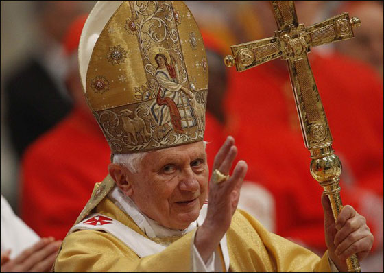 لاول مرة.. البابا يجيز استخدام الواقي الذكري لحالات معينة!!  صورة رقم 8