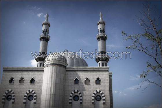 روتردام تفتتح أكبر مسجد في اوروبا يتسع لـ3 آلاف مصلي!  صورة رقم 15