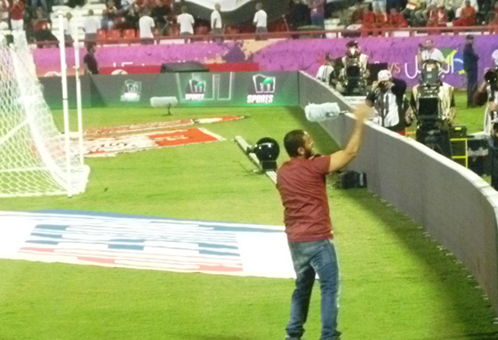 تامر حسني يحيي حفلا قبل مباراة منتخب مصر امام البرازيل  صورة رقم 3