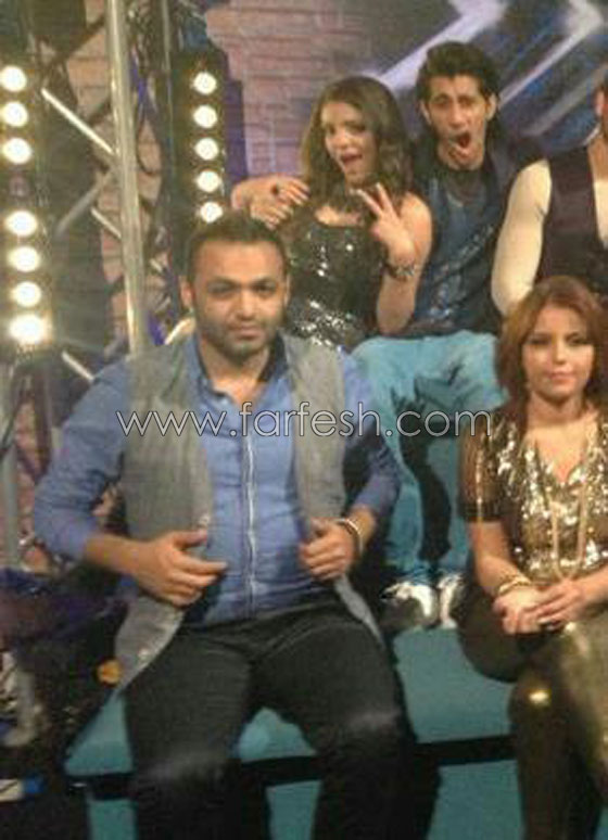 مسلسلات برو يكشف بالفيديو والصور: في اكس فاكتور أيمن يحتضن سلوى وشهد تبعدها صورة رقم 13