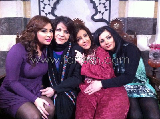 بالفيديو والصور: أكلات شامية لذيذة في مسلسل (زنود الست) رمضان 2013    صورة رقم 4