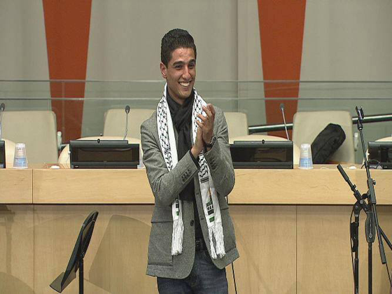 فيديو:محمد عساف ينقل صوت شباب فلسطين ويغني في الامم المتحدة صورة رقم 6