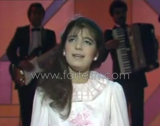 فيديو لقاء نادر للفنانة اصالة في سن 14 سنة تغني لام كلثوم صورة رقم 2 فيديو لقاء نادر للفنانة اصالة في سن 14 سنة تغني لام كلثوم صورة رقم 2