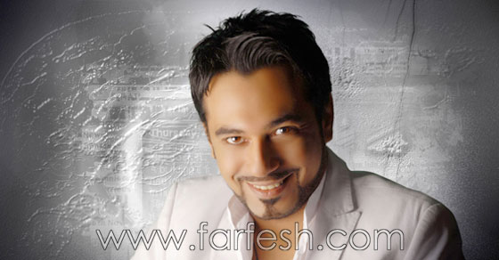 بالفيديو .. الممثل محمد الصيرفي يبصق على مجالسه الثمل  صورة رقم 1