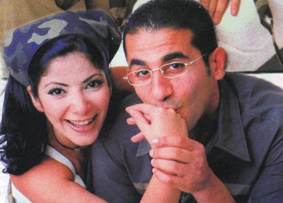  مواهب جديدة للزوجين الفنانين: احمد حلمي يرسم ومنى زكي تطبخ! صورة رقم 3