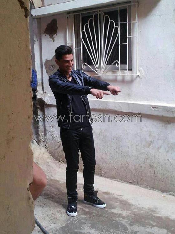 محمد عساف يصور اغنيته الجديدة  (يا حلالي يا مالي) بمخيم اللاجئين صورة رقم 7