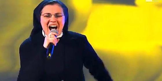 فيديو.. الراهبة كريستينا تفوز بلقب (ذي فويس) بالنسخة الإيطالية صورة رقم 5