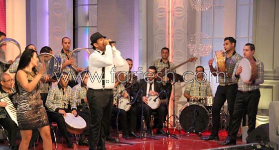 صور وفيديو: الاستعانة بالراقصات بدل البرنامج مع باسم يوسف لرفع نسب المشاهدة صورة رقم 6
