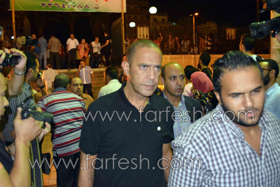 صور حصرية لمسلسلات برو.. جنازة حاشدة للفنان الراحل خالد صالح صورة رقم 13 صور حصرية لمسلسلات برو.. جنازة حاشدة للفنان الراحل خالد صالح صورة رقم 13