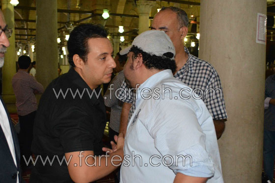 صور حصرية لمسلسلات برو.. جنازة حاشدة للفنان الراحل خالد صالح صورة رقم 21 صور حصرية لمسلسلات برو.. جنازة حاشدة للفنان الراحل خالد صالح صورة رقم 21