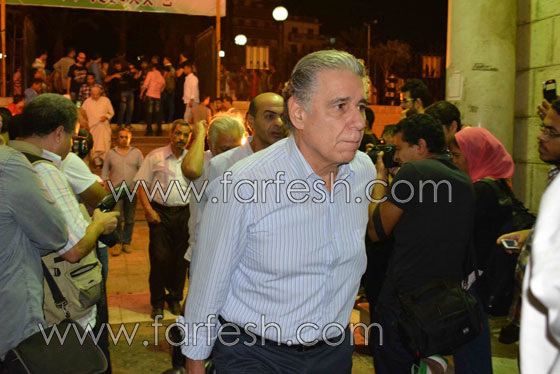 صور حصرية لمسلسلات برو.. جنازة حاشدة للفنان الراحل خالد صالح صورة رقم 35 صور حصرية لمسلسلات برو.. جنازة حاشدة للفنان الراحل خالد صالح صورة رقم 35