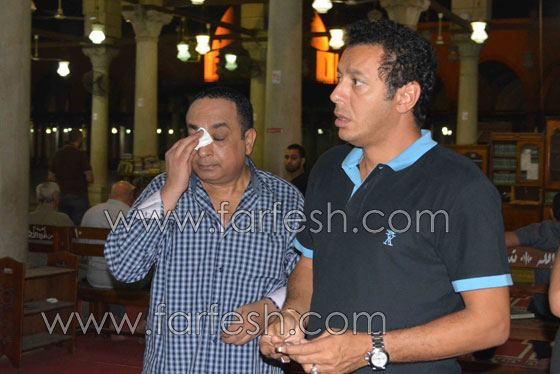 صور حصرية لمسلسلات برو.. جنازة حاشدة للفنان الراحل خالد صالح صورة رقم 48 صور حصرية لمسلسلات برو.. جنازة حاشدة للفنان الراحل خالد صالح صورة رقم 48