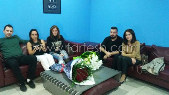 معجبو وائل كفوري يلاحقوه في استوديوهات عرب ايدول صورة رقم 1