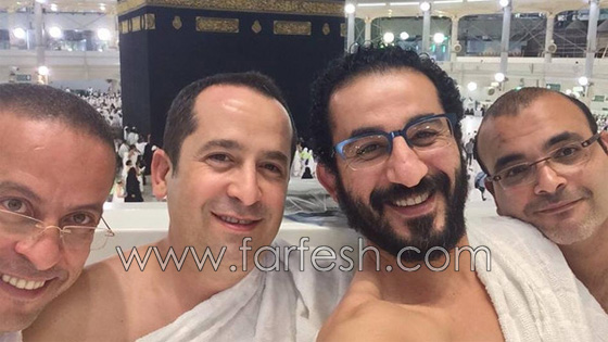 بعد استئصال السرطان.. صور لاحمد حلمي يؤدي العمرة صورة رقم 2