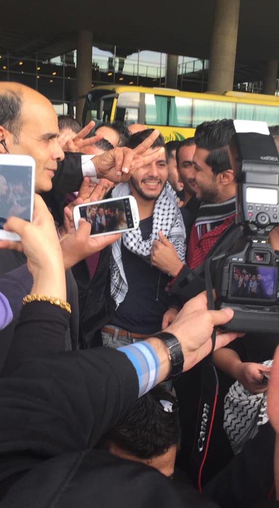 علم فلسطين يرفرف في احتفالات استقبال هيثم خلايلة في مجد الكروم صورة رقم 7 علم فلسطين يرفرف في احتفالات استقبال هيثم خلايلة في مجد الكروم صورة رقم 7