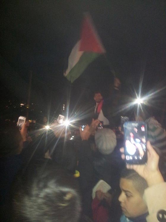 علم فلسطين يرفرف في احتفالات استقبال هيثم خلايلة في مجد الكروم صورة رقم 11 علم فلسطين يرفرف في احتفالات استقبال هيثم خلايلة في مجد الكروم صورة رقم 11