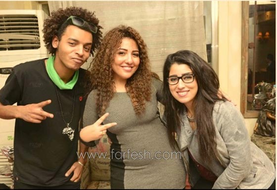 صور ارتباط مي كساب والمغني اوكا الذي يصغرها بـ 10 سنوات صورة رقم 4 صور ارتباط مي كساب والمغني اوكا الذي يصغرها بـ 10 سنوات صورة رقم 4