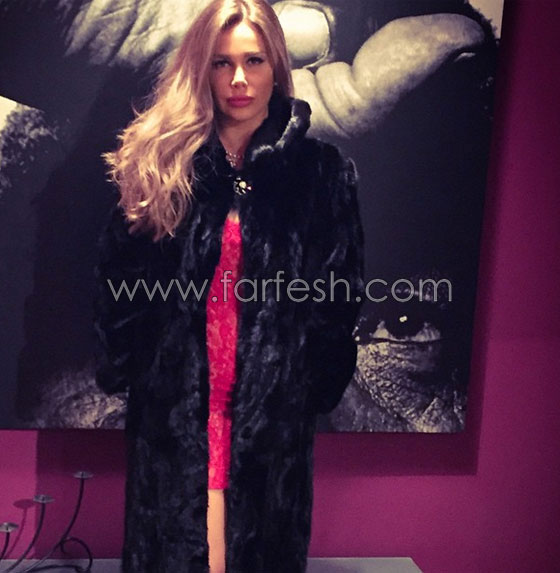 نانسي عجرم ونيكول سابا تشعلان ليلة عيد الميلاد في مصر صورة رقم 3