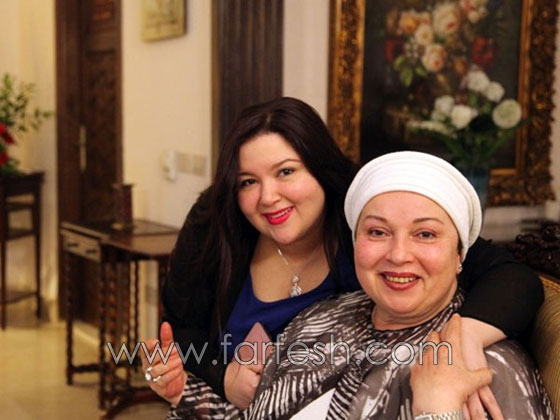 عفاف شعيب تكشف قصة اعتزال نورا وارتداء الحجاب بقمة نجاحها صورة رقم 2