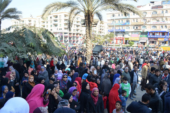 صور حصرية من جنازة الراحلة فاتن حمامة بحضور الفنانين صورة رقم 4