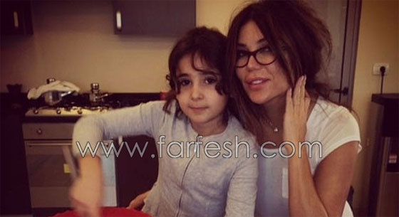 صور ابنة مي حريري تثبت الشبه بينها وبين امها صورة رقم 5