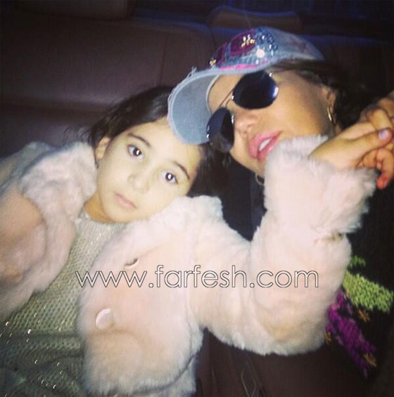 صور ابنة مي حريري تثبت الشبه بينها وبين امها صورة رقم 2