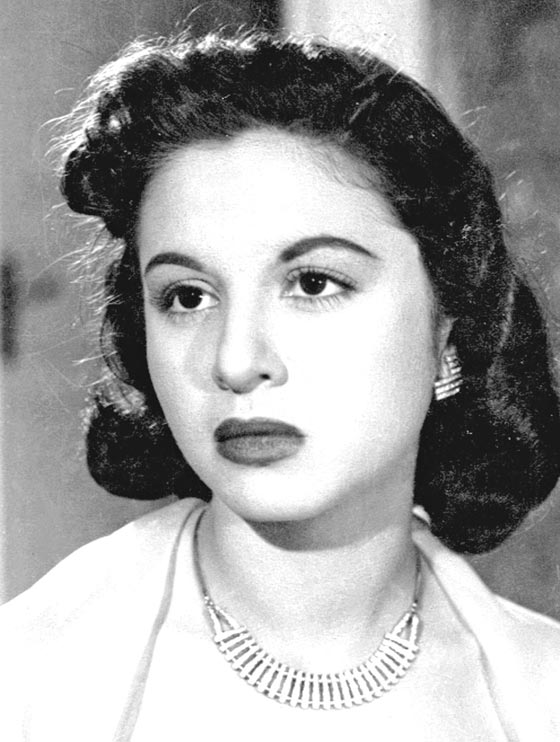 تعرف على الفنانين المفضلين لدى الرؤساء المصريين.. بالاسم والفعل صورة رقم 11 تعرف على الفنانين المفضلين لدى الرؤساء المصريين.. بالاسم والفعل صورة رقم 11