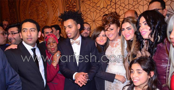 صور مي كساب وأوكا في حفل عقد القران وفيديو خناقة ابو الليف صورة رقم 12 صور مي كساب وأوكا في حفل عقد القران وفيديو خناقة ابو الليف صورة رقم 12