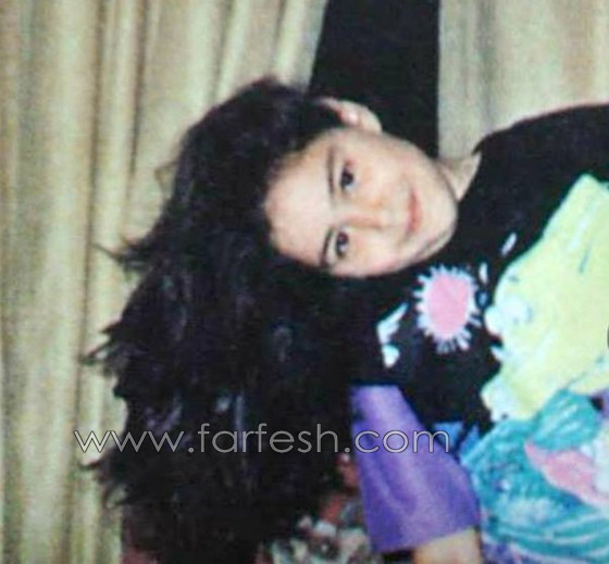صورة للفنانة منة شلبي في طفولتها تؤكد شبهها من والدتها الفنانة المعتزلة صورة رقم 1 صورة للفنانة منة شلبي في طفولتها تؤكد شبهها من والدتها الفنانة المعتزلة صورة رقم 1
