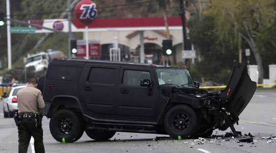 النجم العالمي بروس جينجر يتعرض لاصابة في حادث سير قاتل صورة رقم 16