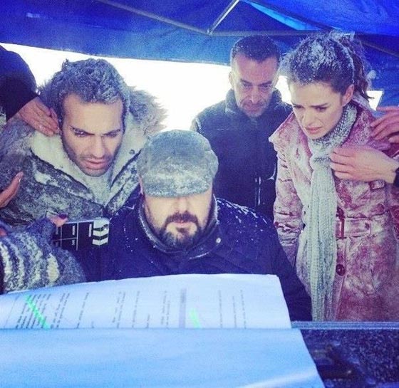 العاصفة السيبيرية تنزل النجوم الاتراك من السماء الى الثلوج الرائعة صورة رقم 6