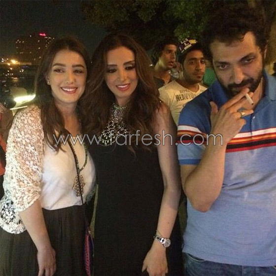 صور وفيديو اوبريت مصر قريبة بتواجد الفنانين المصريين صورة رقم 8 صور وفيديو اوبريت مصر قريبة بتواجد الفنانين المصريين صورة رقم 8
