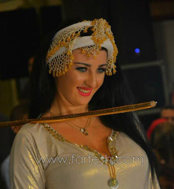 اعلامي مصري يحاور الراقصة صافيناز حول لبسها القناب وجهاد النكاح صورة رقم 5 اعلامي مصري يحاور الراقصة صافيناز حول لبسها القناب وجهاد النكاح صورة رقم 5