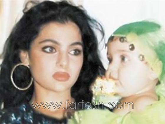 محرج جدا: صور فنانين كانوا يتمنون محوها من الذاكرة صورة رقم 4 محرج جدا: صور فنانين كانوا يتمنون محوها من الذاكرة صورة رقم 4