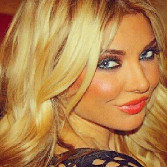 فضيحة ميريام كلينك في مس ليبانون قبل 22 عاما بدون عمليات التجميل صورة رقم 10