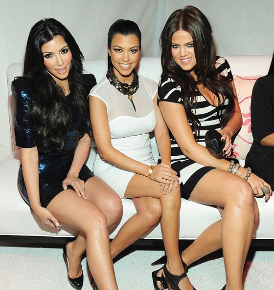 انطلاق برنامج  اخوات خوات The Sisters: كاردشيان العالم العربي صورة رقم 9