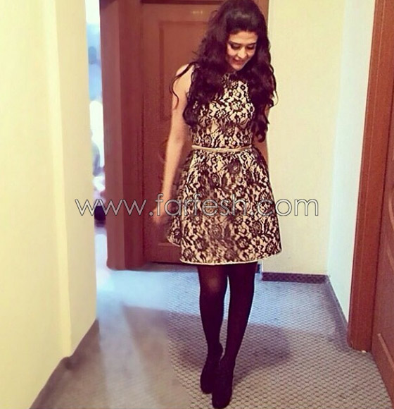 ما سر صور سلمى رشيد بأحضان شاب يركع على ركبتيه ممسكا يدها؟ صورة رقم 8