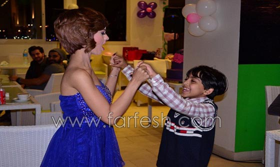 فيديو وصور رنا سماحة تحتفل بعيد ميلادها ونحافتها تقلق جمهورها  صورة رقم 12